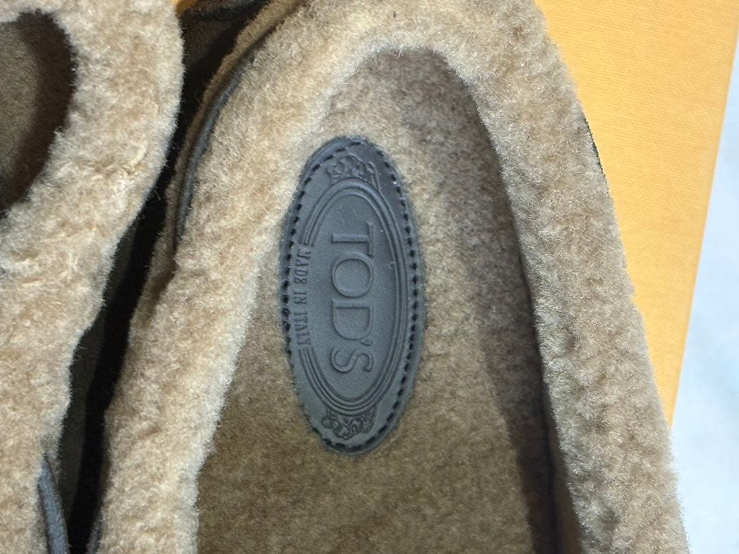 フォロー割 新品 TOD'S トッズ ゴンミーニ ムートン ドライビングシューズ