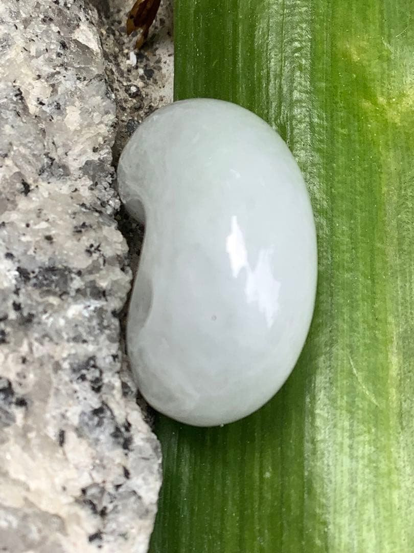 ✳極上‼️ お守りに 糸魚川翡翠勾玉アイスジェイド高額材料使用 鑑別書