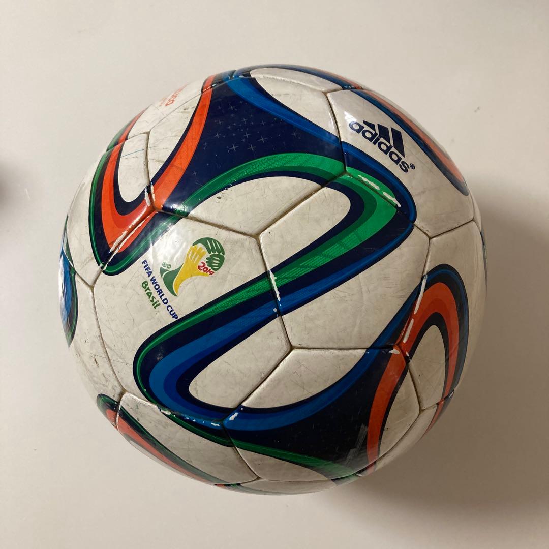adidas brazuca サッカーボール キッズ用 - メルカリ
