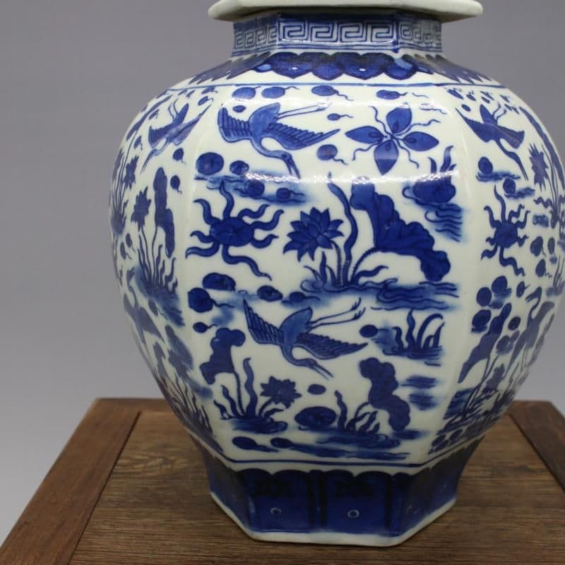 清乾隆青花花鳥六方蓋缶 砂糖缶 景徳鎮 陶磁器 装飾品 現代
