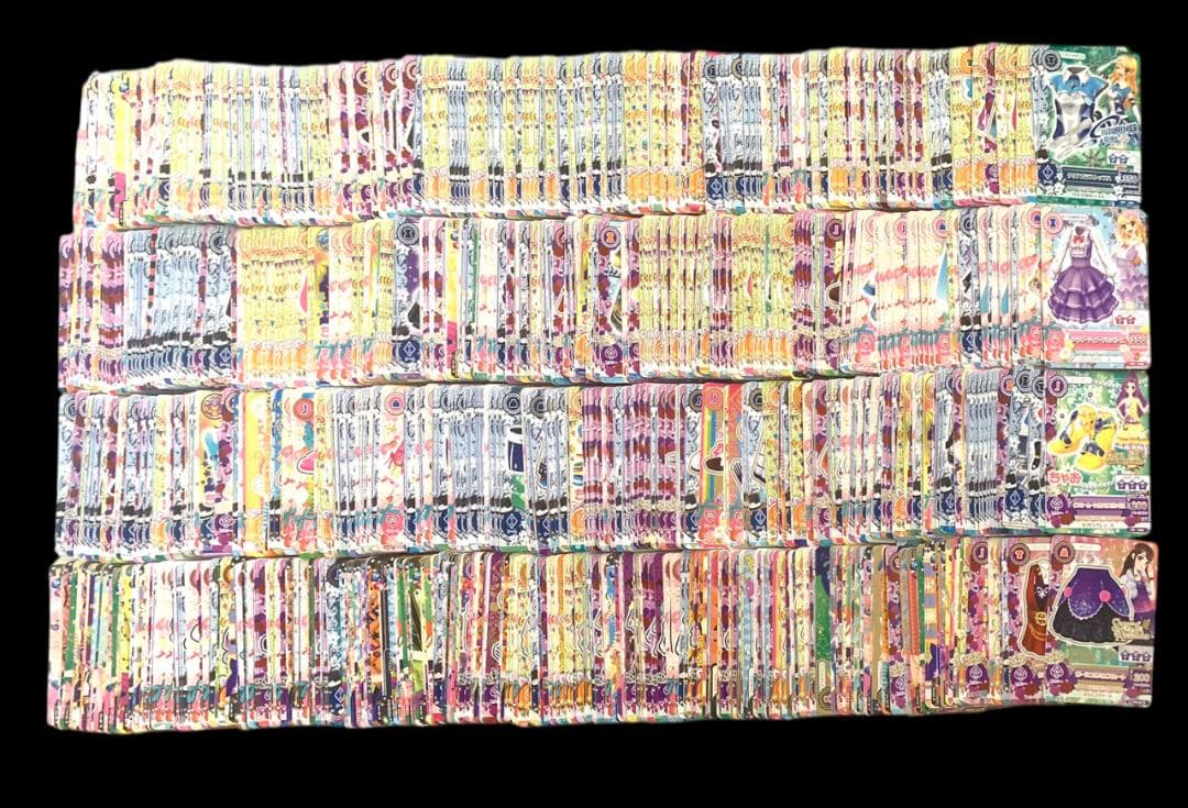 初代　アイカツ　約1000枚 アイカツカード　カードダス アイカツ！データカードダスグミ｜発売日：2012年10月｜バンダイ