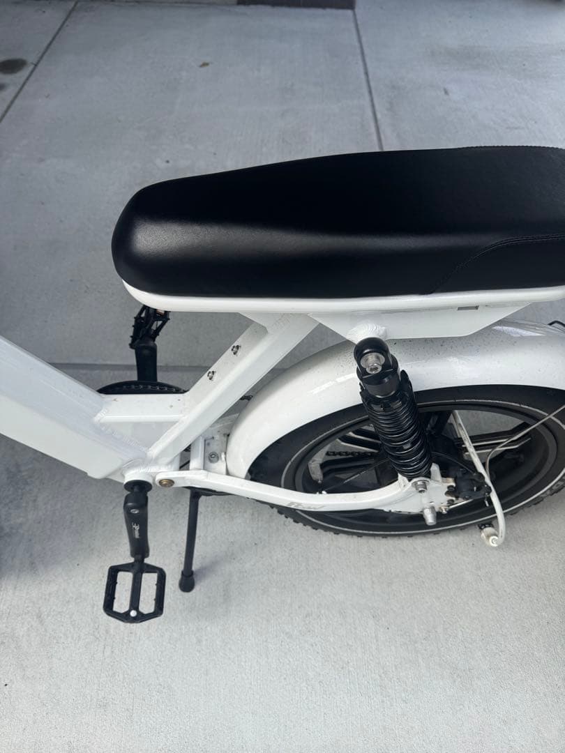 フローバイク ホワイト 電動アシスト自転車 カゴ付き FLOW - メルカリ