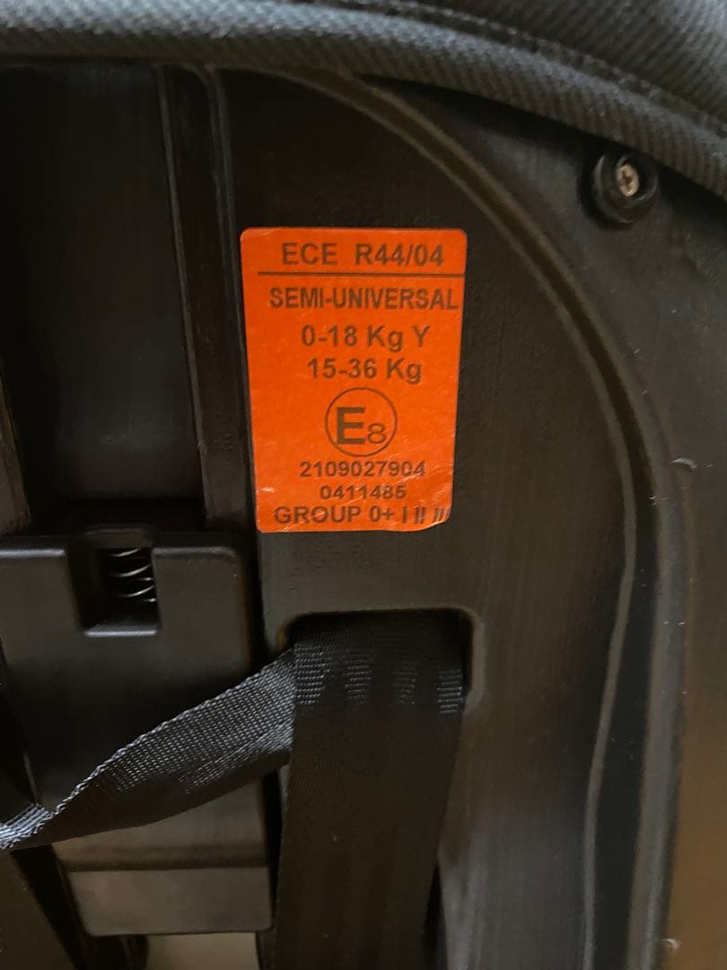 極美品】アイリスプラザ チャイルドシートPZ ISOFIX 回転式 0-10歳