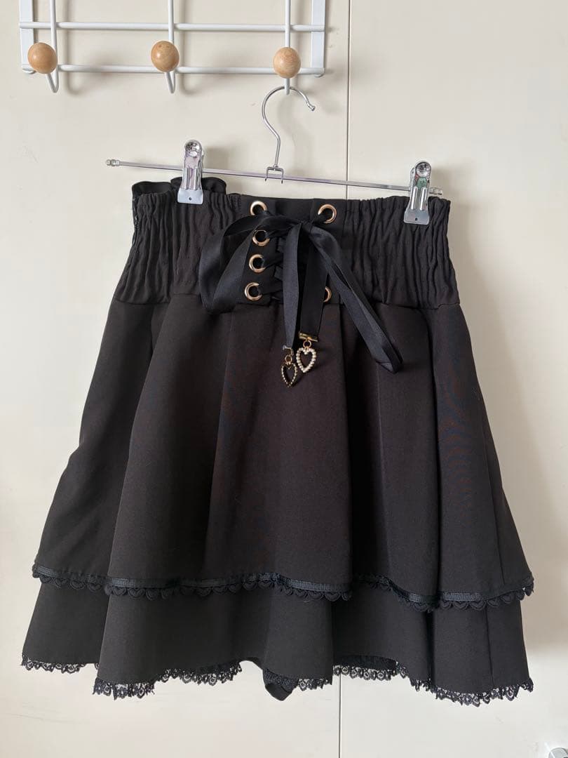 LIZLISA 2連リボンベルトスカパン ブラック タグ付き