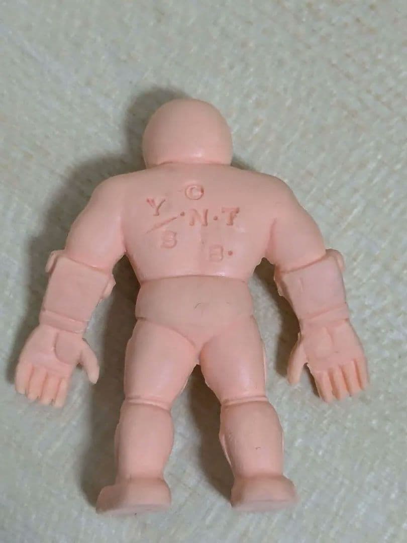 キン消し パート29 サタンクロス　当時物 肌色　ペールオレンジ