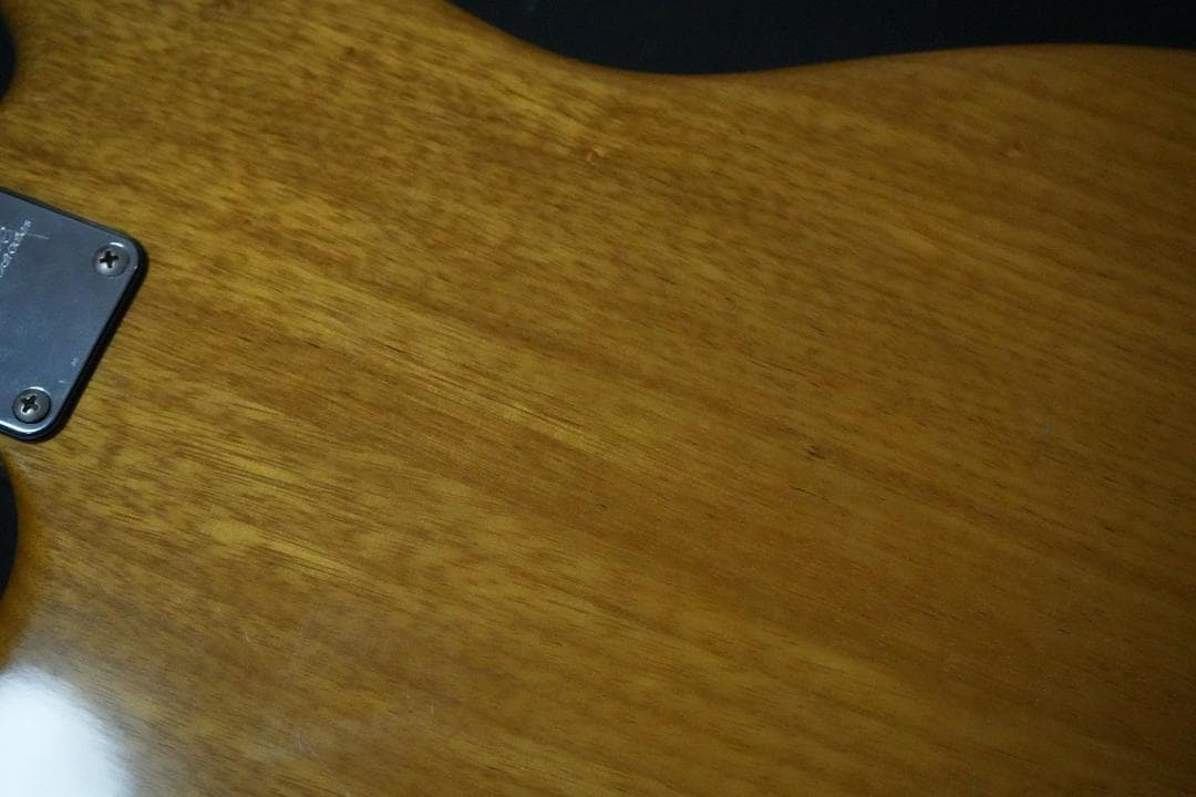 momose ジャズマスター　コリーナボディ