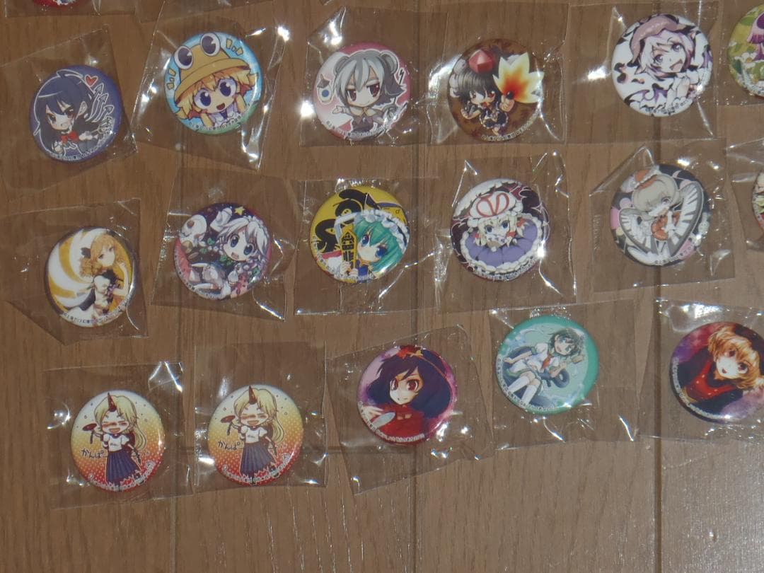 東方絢爛徽章　東方Project 缶バッジ　３２２個セット　未開封