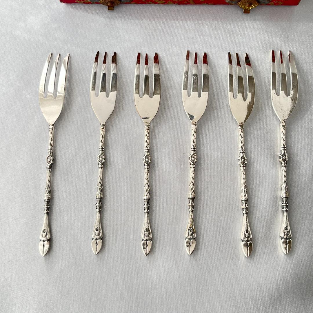 【ドイツ】 ケーキフォーク 6本 【シルバープレート】金彩風ケース