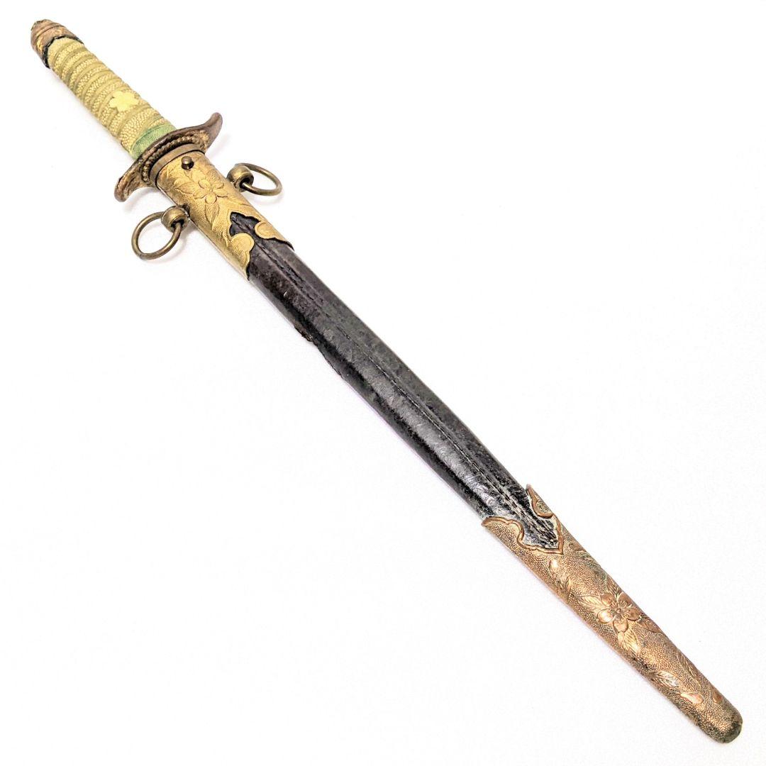 【当時物】旧帝国海軍 士官短剣 模造刀身入り 指揮刀 太幅 鮫皮鮫革鞘【２環吊】