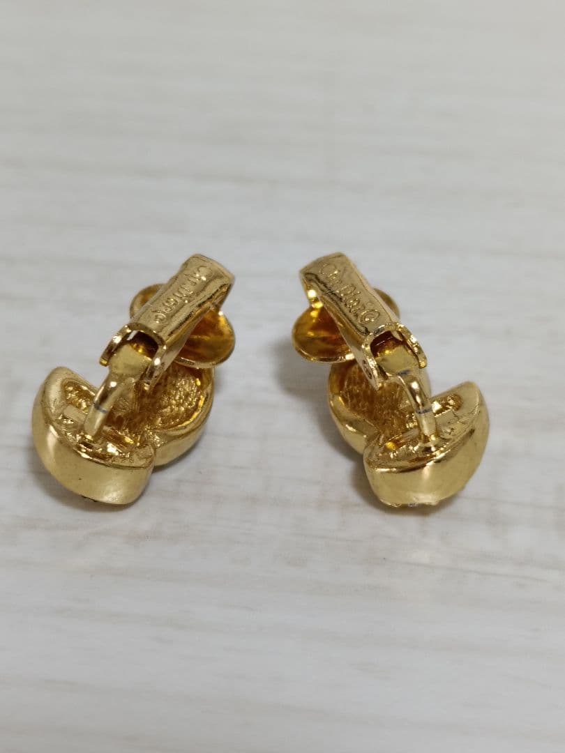 クリスチャンディオール イヤリング ラインストーン ゴールドカラー