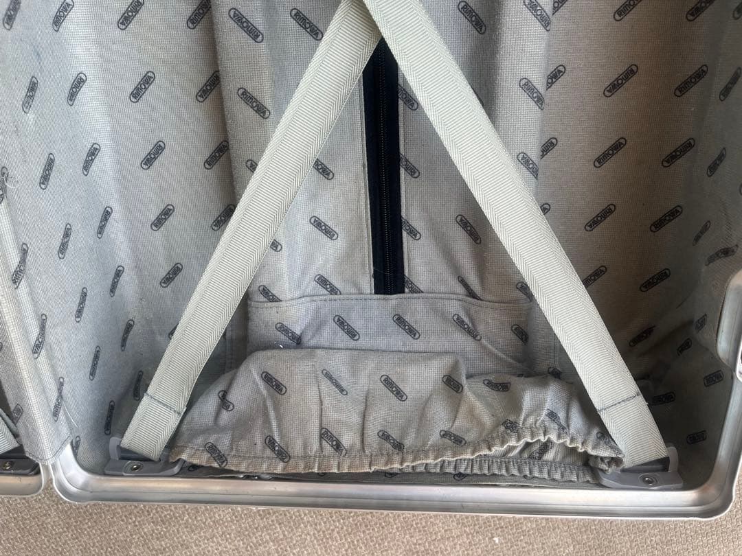 廃番】リモワ オパール キャビントローリー 947 52 アルミ スーツ