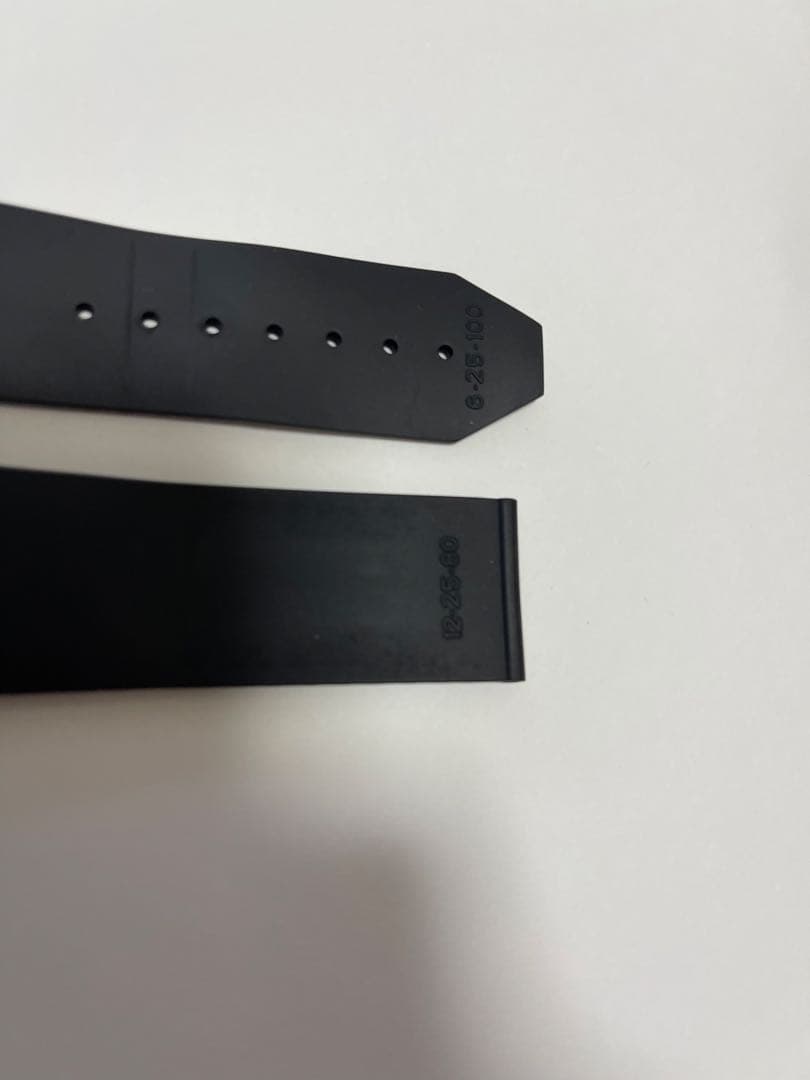 Hublot ビッグバンオリジナルブラック ラバーベルト