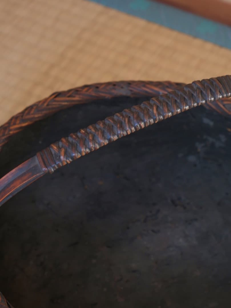 竹編み籠 手付炭籠 竹細工 茶道具 竹工芸 古道具 Q2194