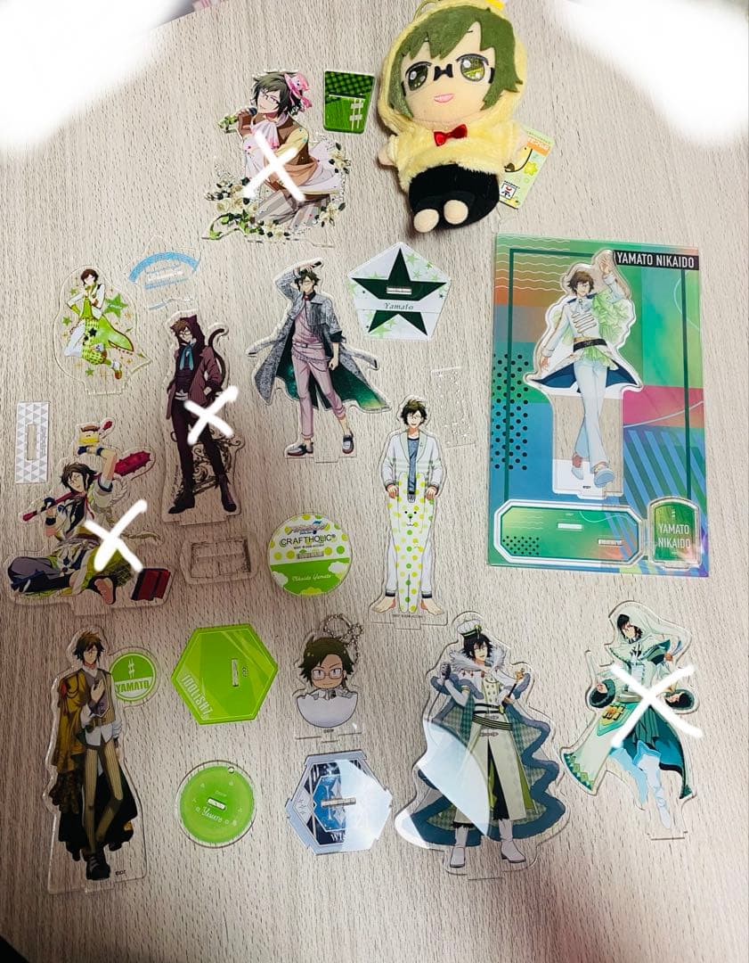 アイドリッシュセブン二階堂大和グッズまとめ売り　ぬい・アクスタ・缶バ・カード多数
