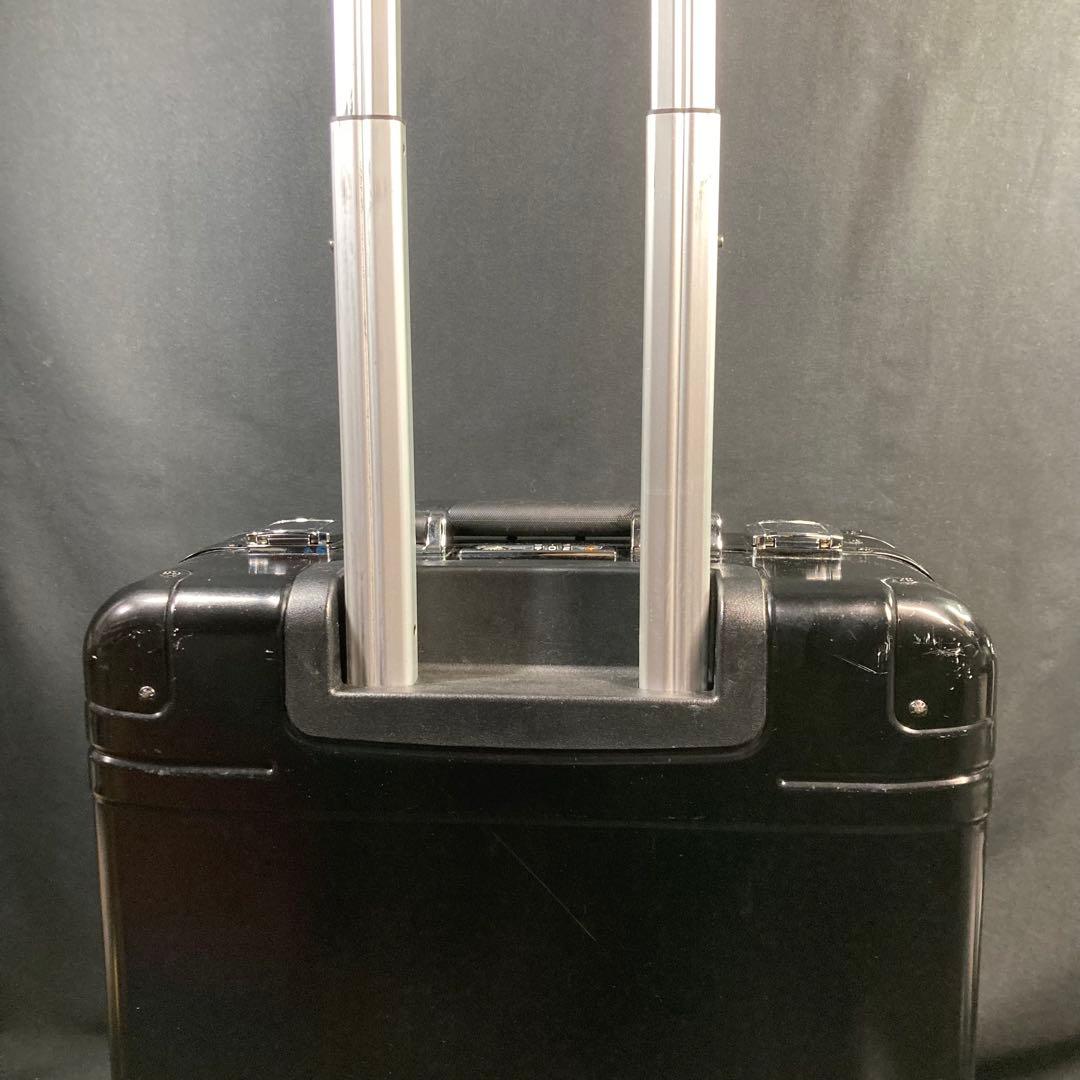 《ゼロハリバートン》キャリーケース ブラック 2輪 鍵なし