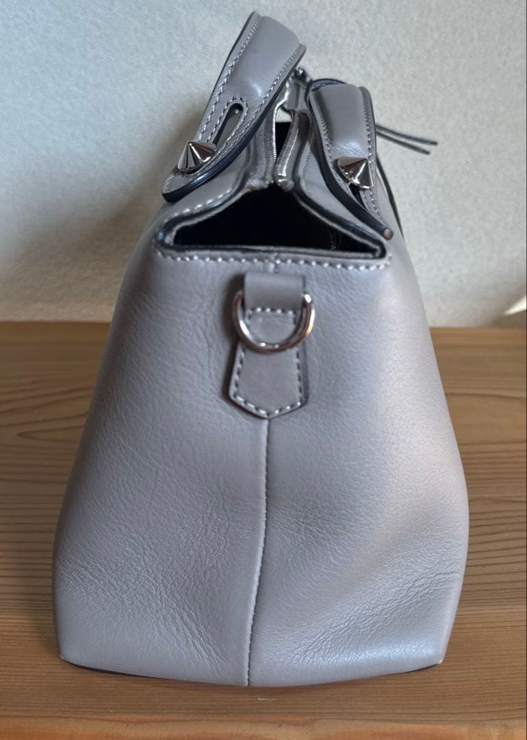 FENDI バイザウェイ　ミディアム