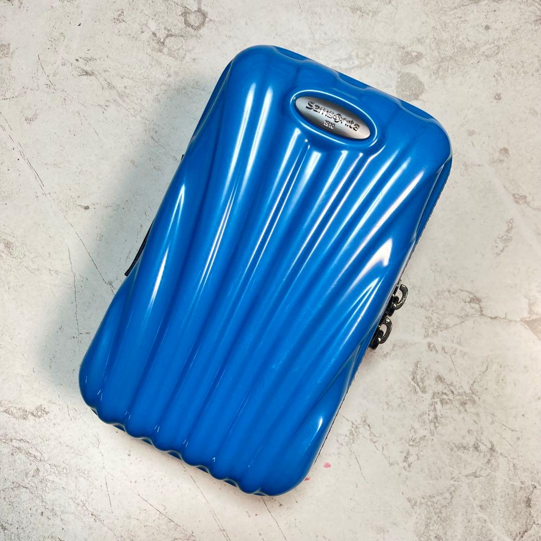サムソナイト製スーツケース型ポーチ ANA ファーストクラス アメニティ