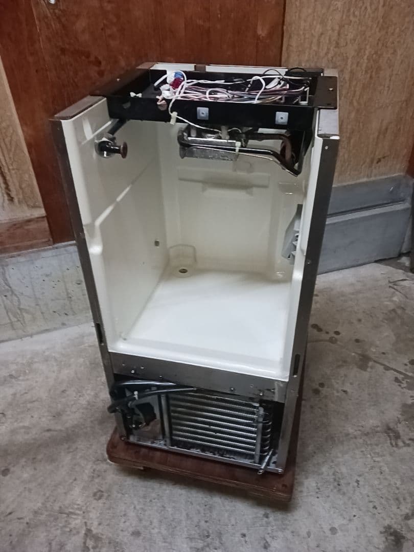 Panasonic 業務用製氷機 SIM-S2500 ホシザキ 商品ラインアップ｜製氷機