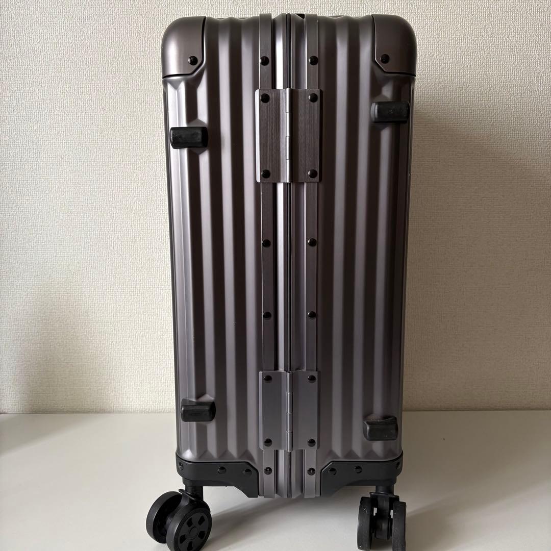 メルセデスベンツ AMG 33L オリジナルスーツケース キャリーバッグ 4輪