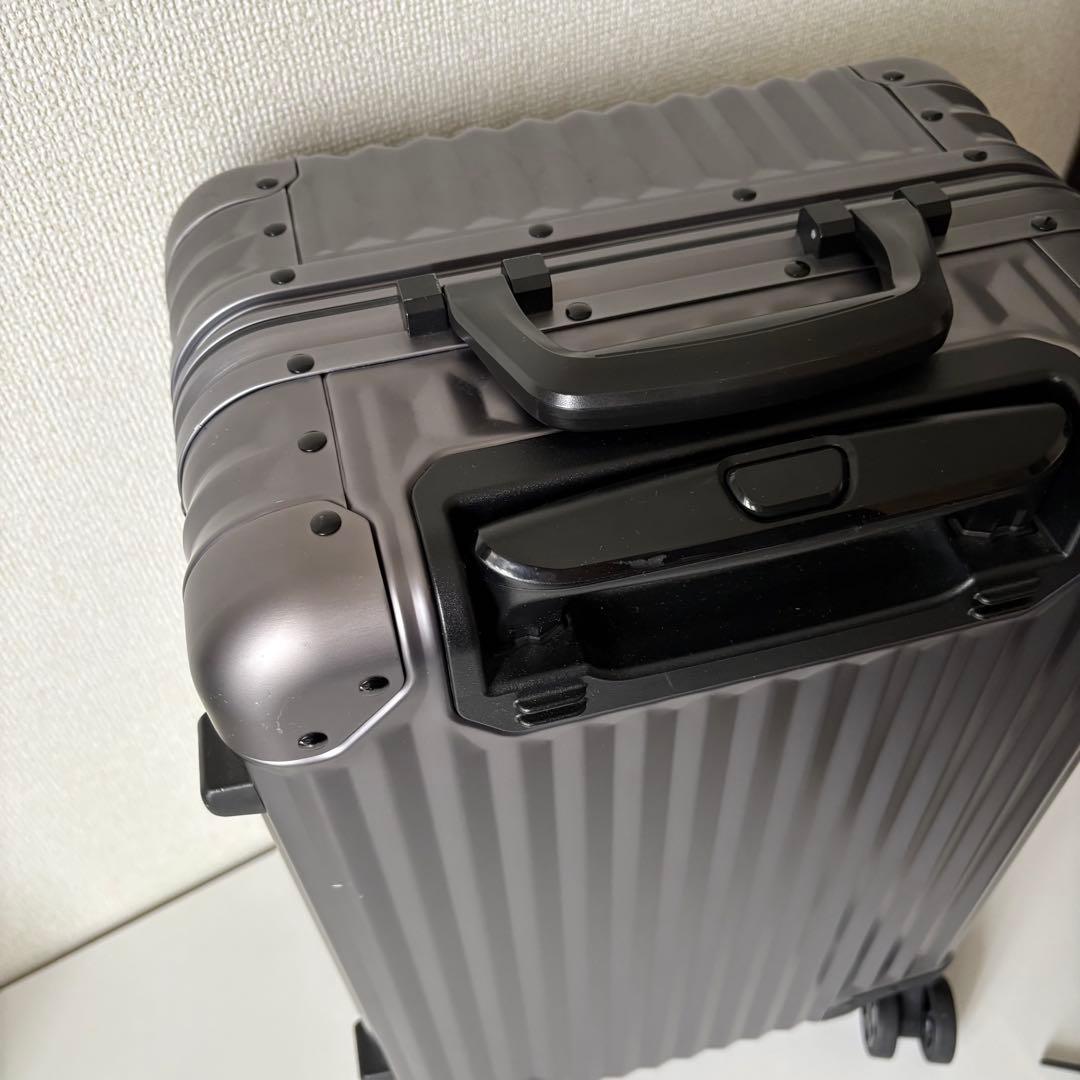 メルセデスベンツ AMG 33L オリジナルスーツケース キャリーバッグ 4輪