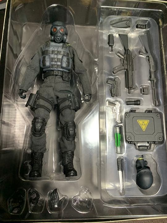 バイオハザード ハンク 1/12 フィギュア