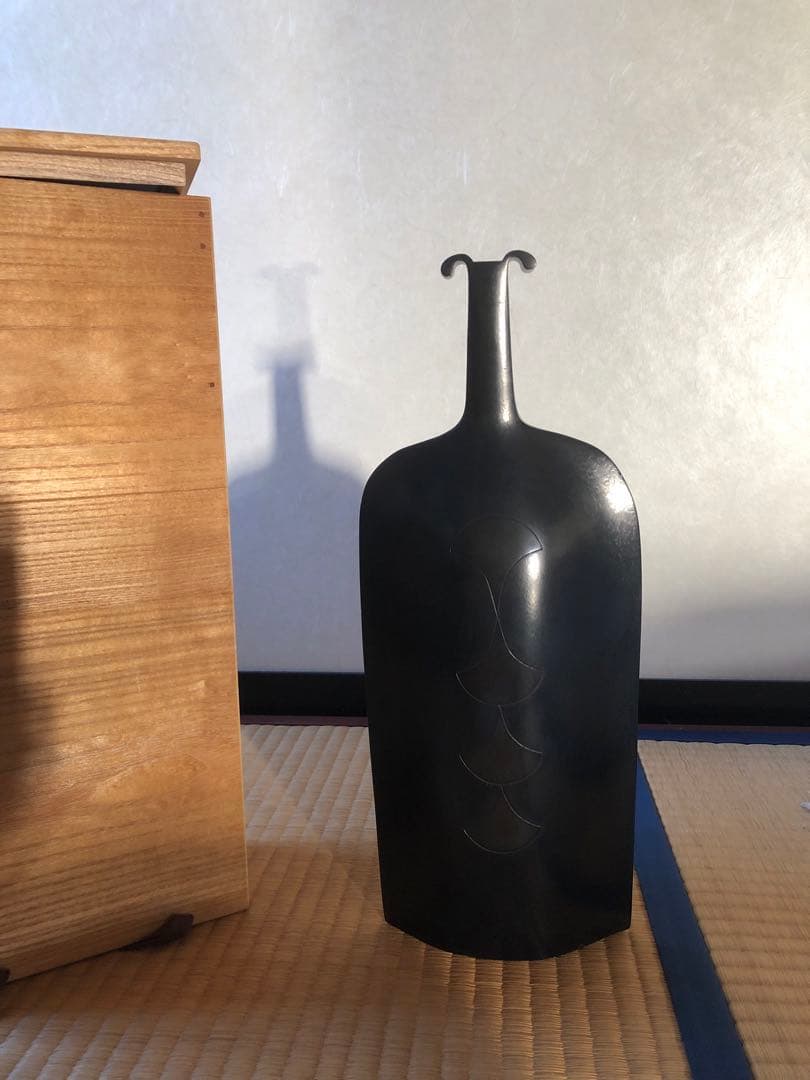 鋳銅 一輪挿し 『華』峰一作 共箱入 - メルカリ