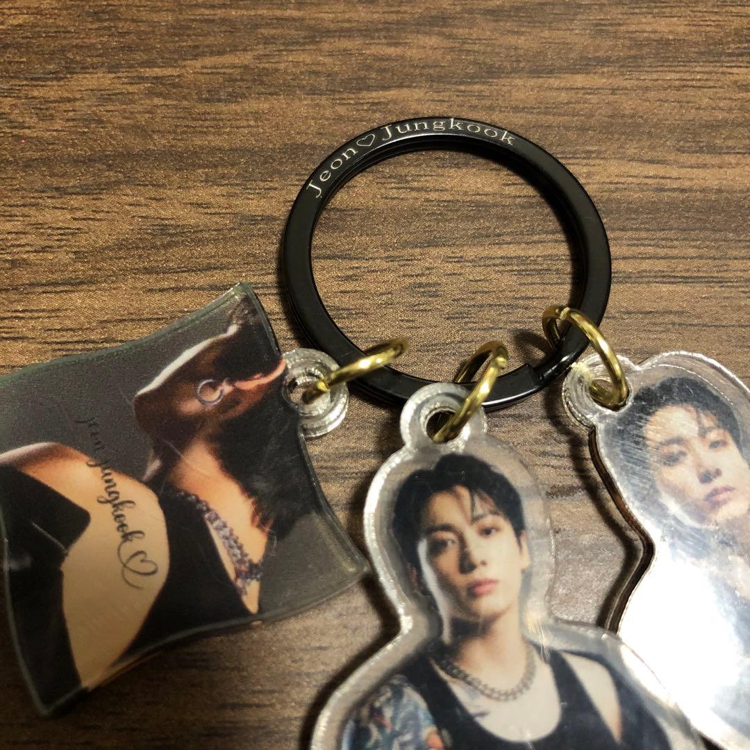 NEW‼️防弾少年団 BTS グク ジョングク アクリルキーホルダー - メルカリ