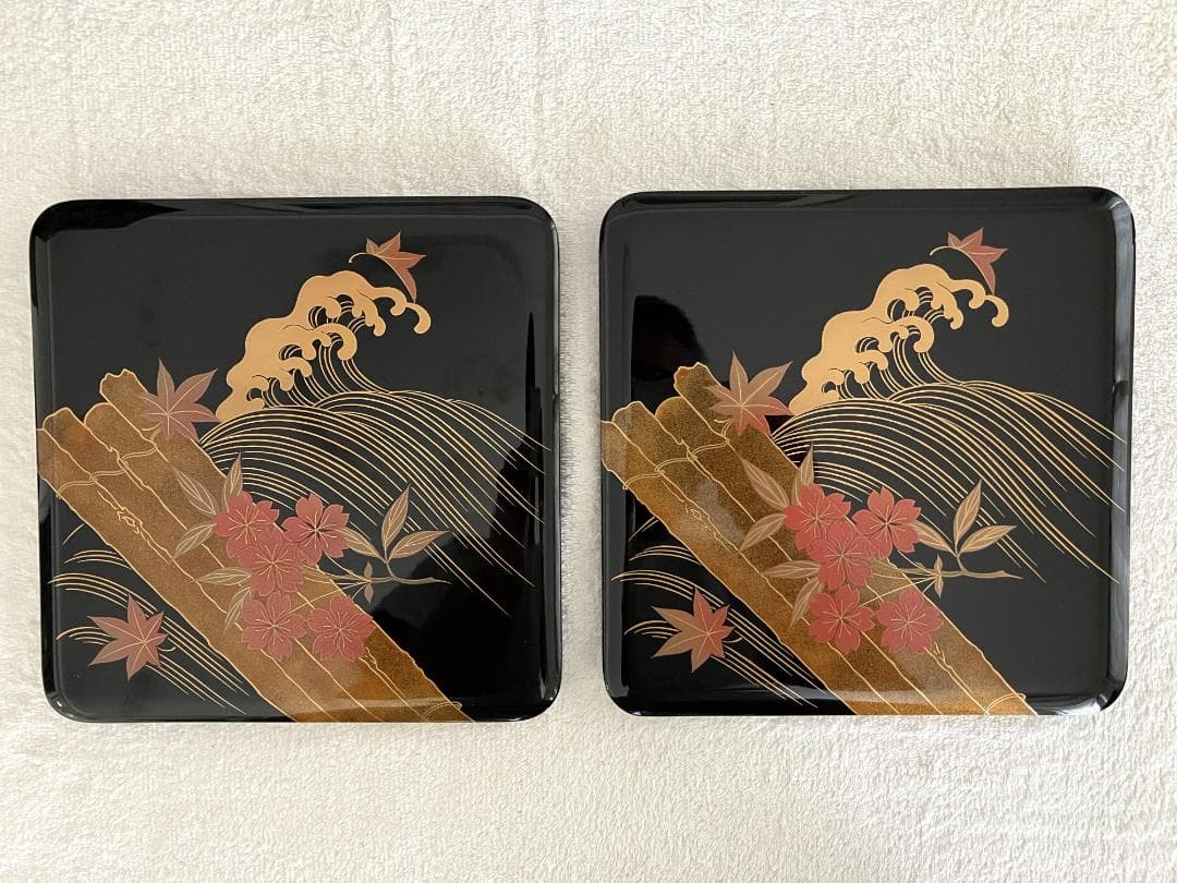 宮内庁御用達 漆器 山田平安堂　四段重　花筏蒔絵