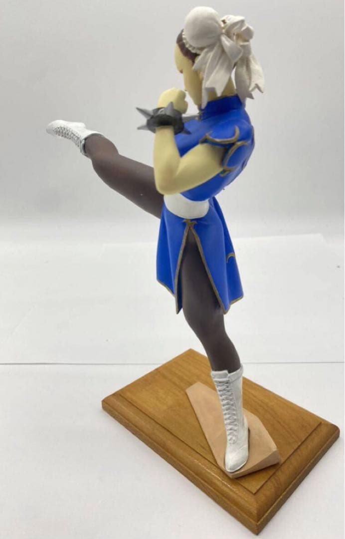 ムサシヤ 1/6スケール 春麗 ソフビキット 組み立て 塗装済み 完成品