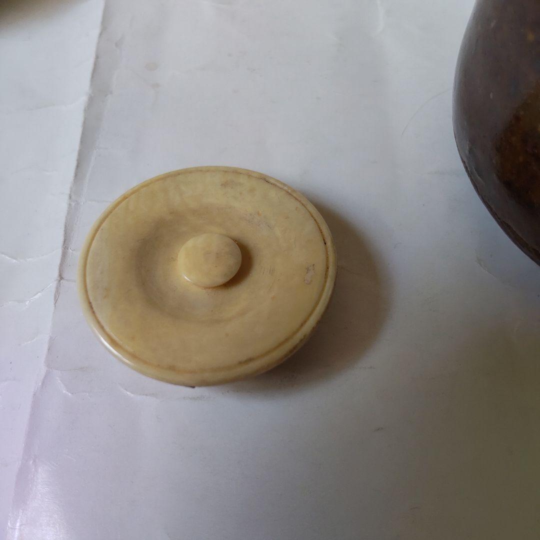 肩衝茶入 尻張茶入 仕覆 四つ目菱緞子 茶道具 木箱 茶入 美品 です