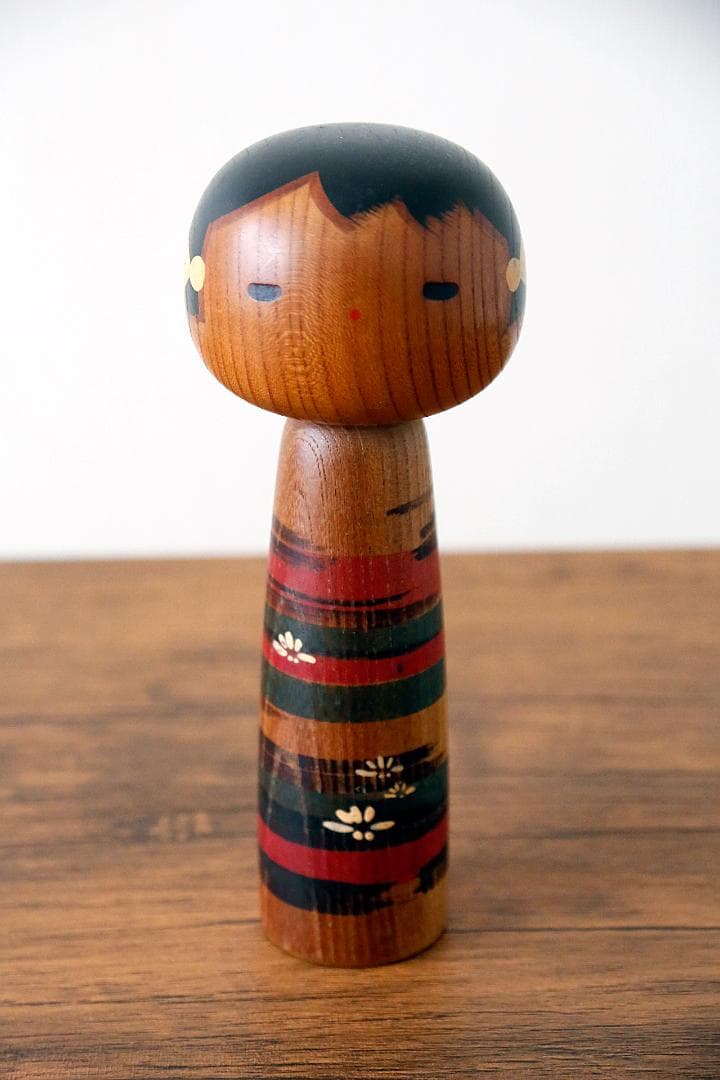 山中三平 こけし（23cm / 9in）畔道 山中三平 こけし（23cm / 9in）畔道 - メルカリ