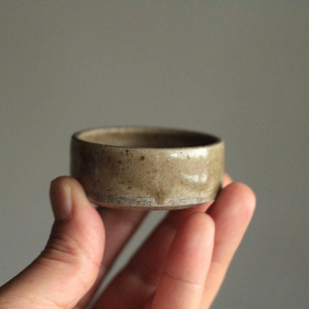 瀬戸灰釉 半筒 盃 酒器 ぐい呑み 古美術 古道具 アンティーク