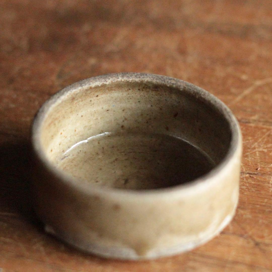 瀬戸灰釉 半筒 盃 酒器 ぐい呑み 古美術 古道具 アンティーク