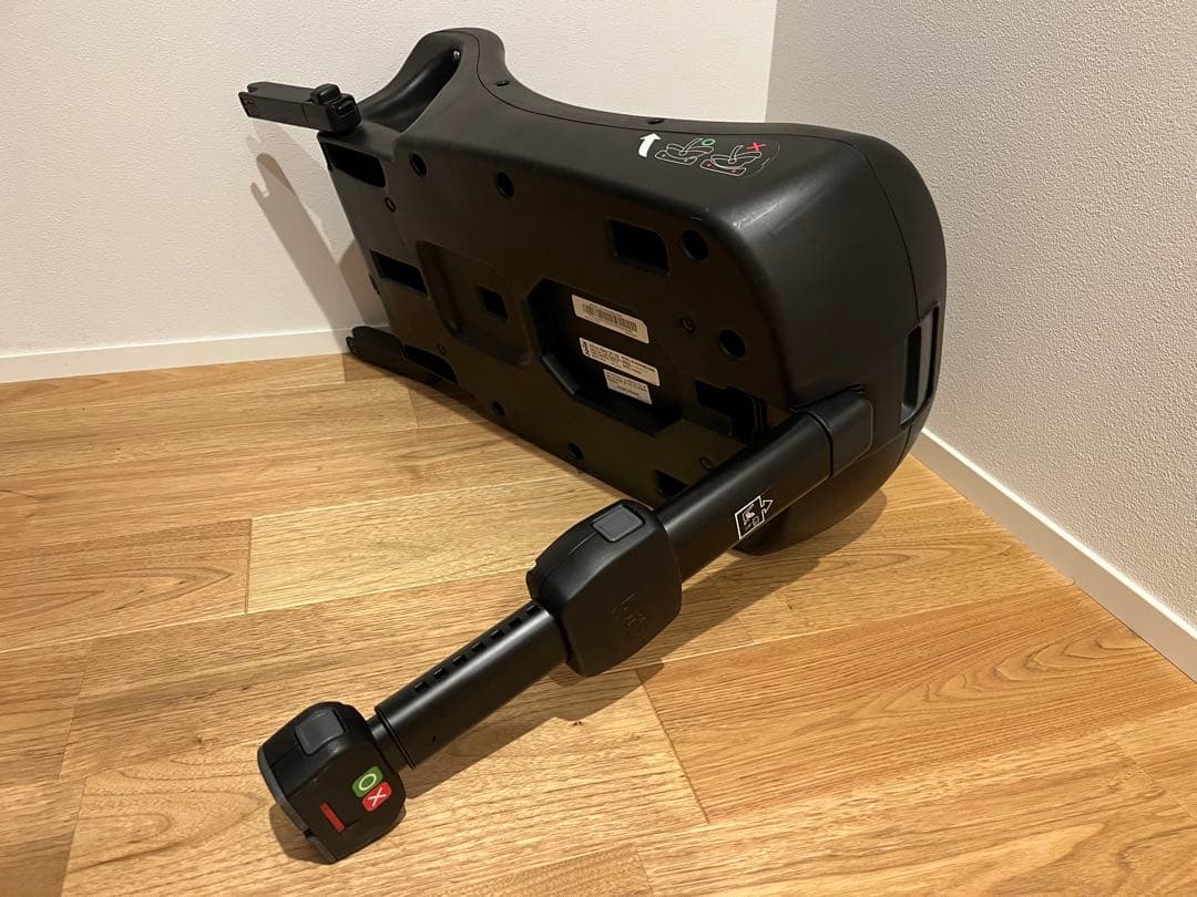 【Joieベビーシート】アイスナグ i-Snug本体＋アイ・ベース ISOFIX