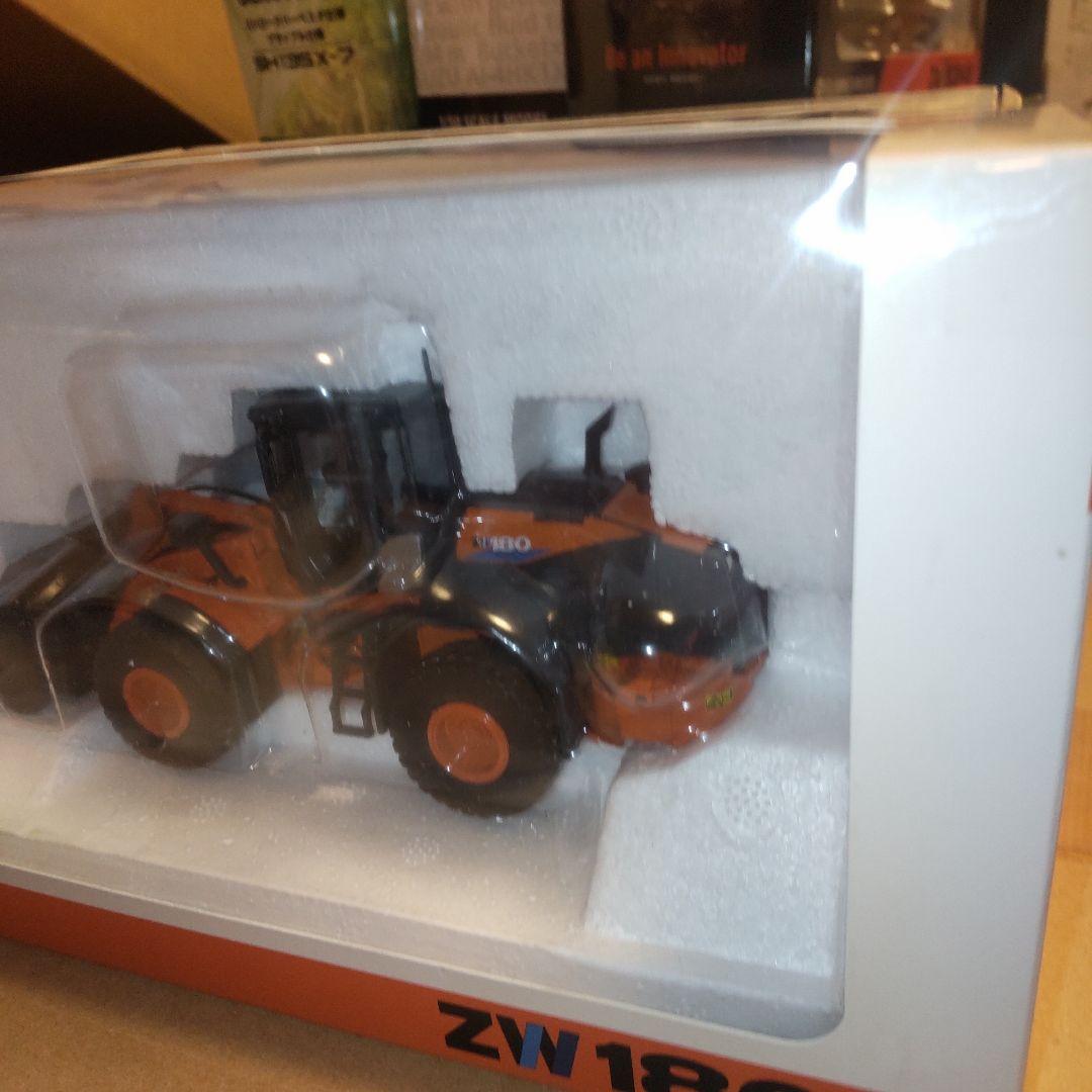 日立建機　ZW180 ホイールローダー　1/50