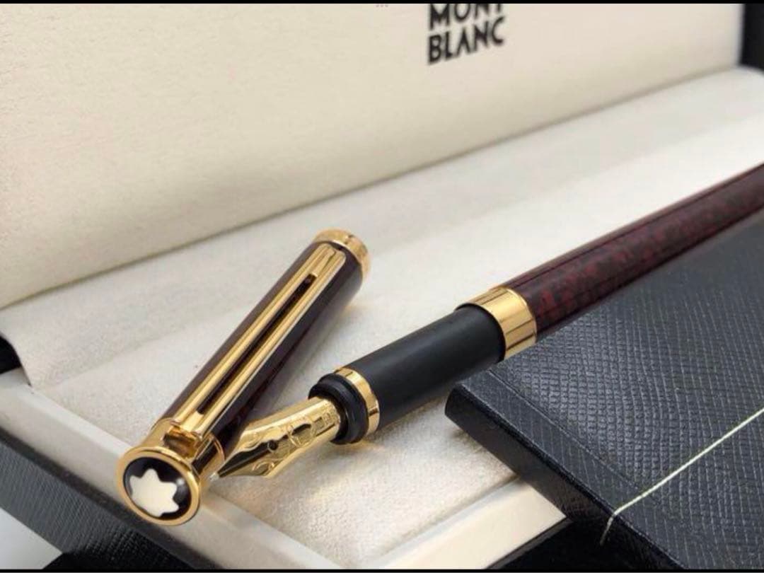 ⭐️金運・幸運を呼ぶパワーストーン⭐️レッド瑪瑙デザイン