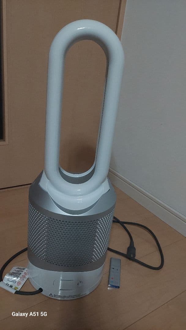 ダイソン 空気清浄機能付 Dyson Pure Hot + Cool HP03