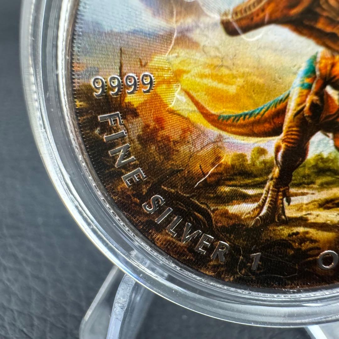 100枚限定！ メイプルリーフ 銀貨 カラー 肉食最強 ティラノサウルス