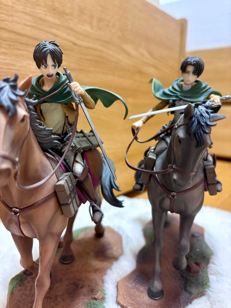 一番くじ 進撃の巨人 -壁外調査女型捕縛作戦- エレン リヴァイ 騎馬