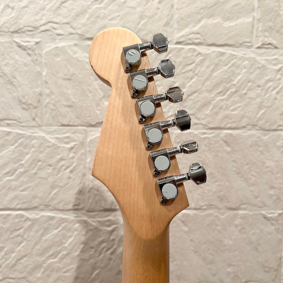 極美品 Sylpheed ストラトキャスタータイプ エレキギター