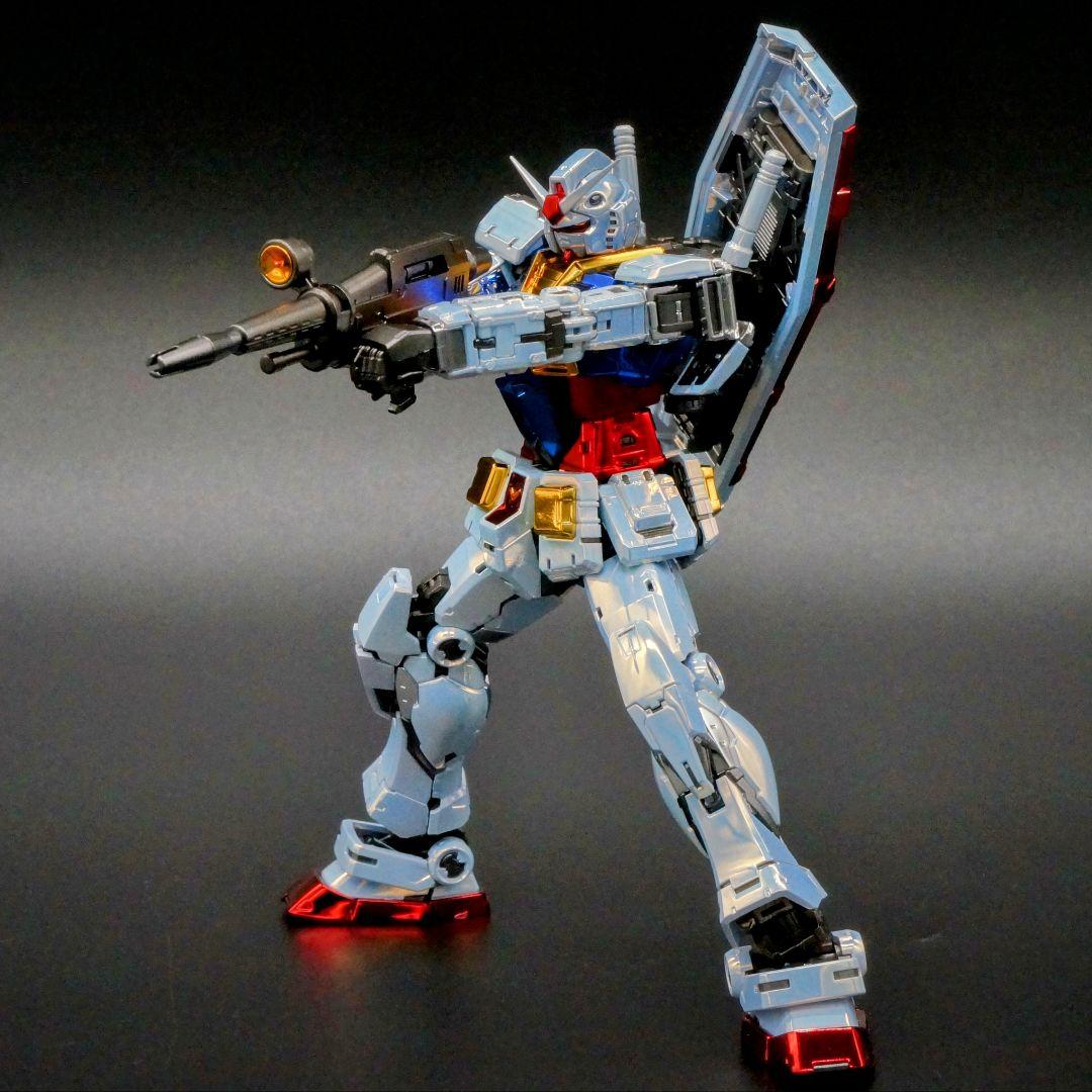 完成品【メッキ仕様】RG RX-78-2 ガンダム 2.0 GUNDAM 全塗装