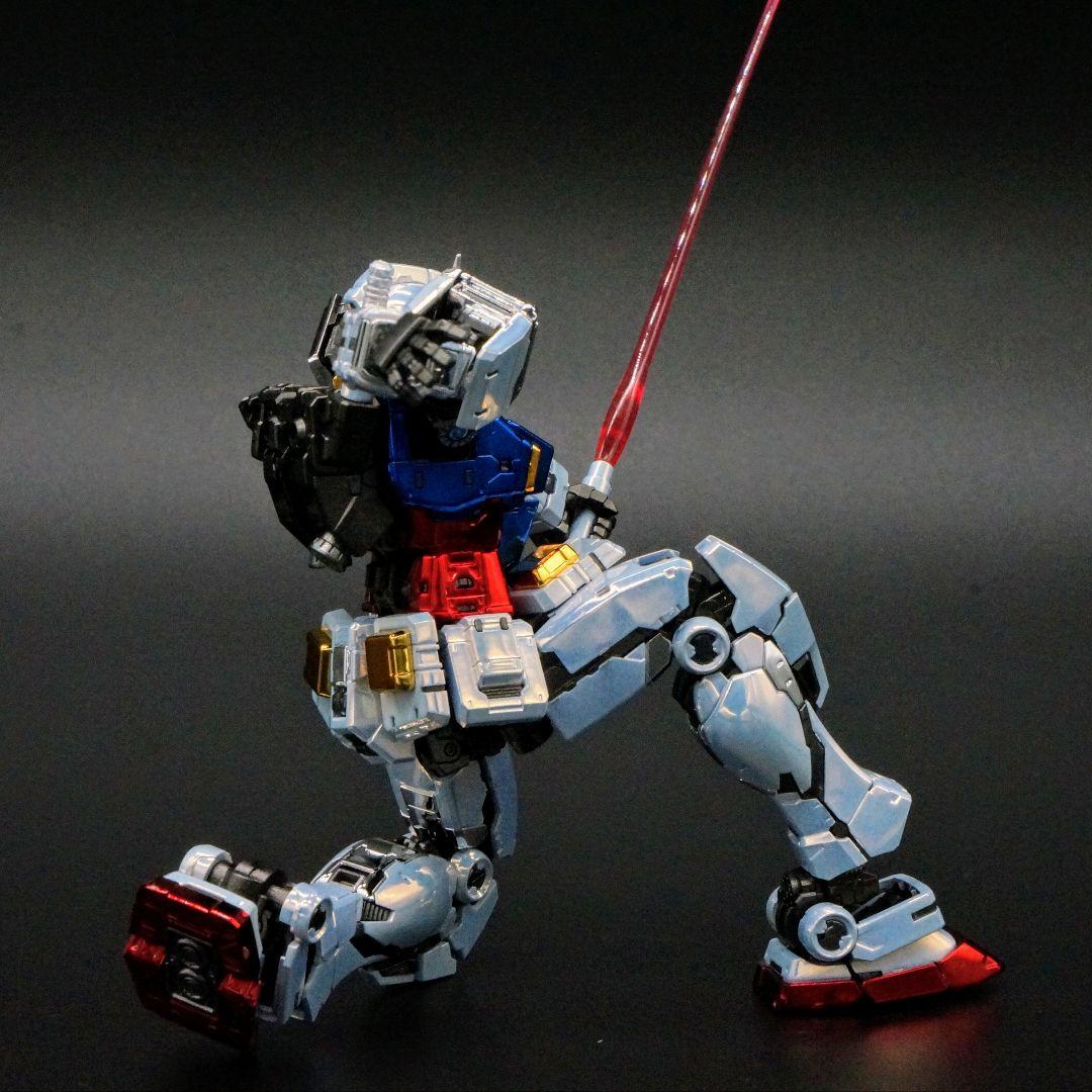 完成品【メッキ仕様】RG RX-78-2 ガンダム 2.0 GUNDAM 全塗装