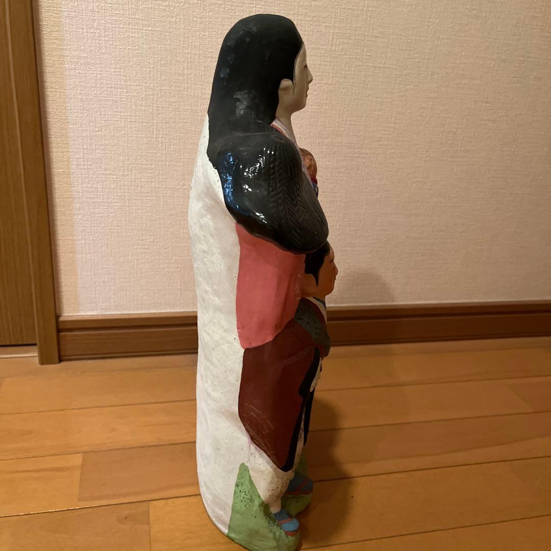 筑芳津屋埼人形？ 女性と子供