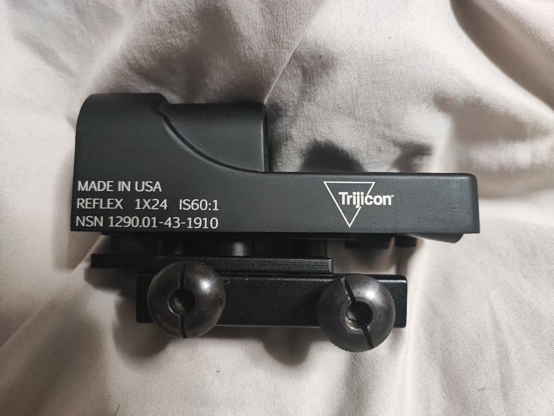 Trijicon リフレックス RX01 1x24 ドットサイト
