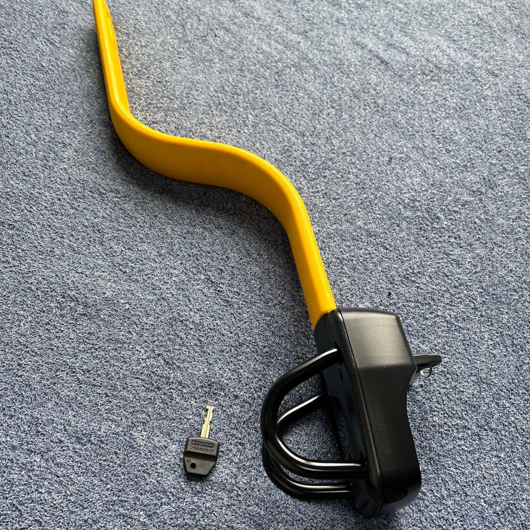 Pro Elite ハンドルロック　車の盗難防止