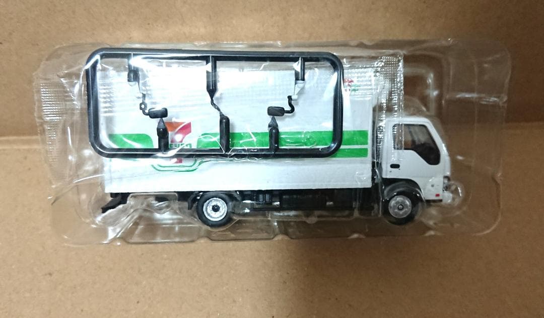 ◇セブンイレブン いすゞエルフ パネルバン LV-N195a トミーテック◆