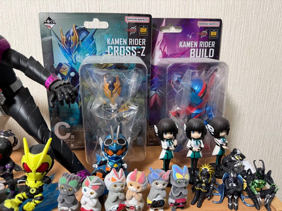 仮面ライダー　フィギュアセット　ダブル　オーズ　ゼロワン　ビルド　にゃいだー