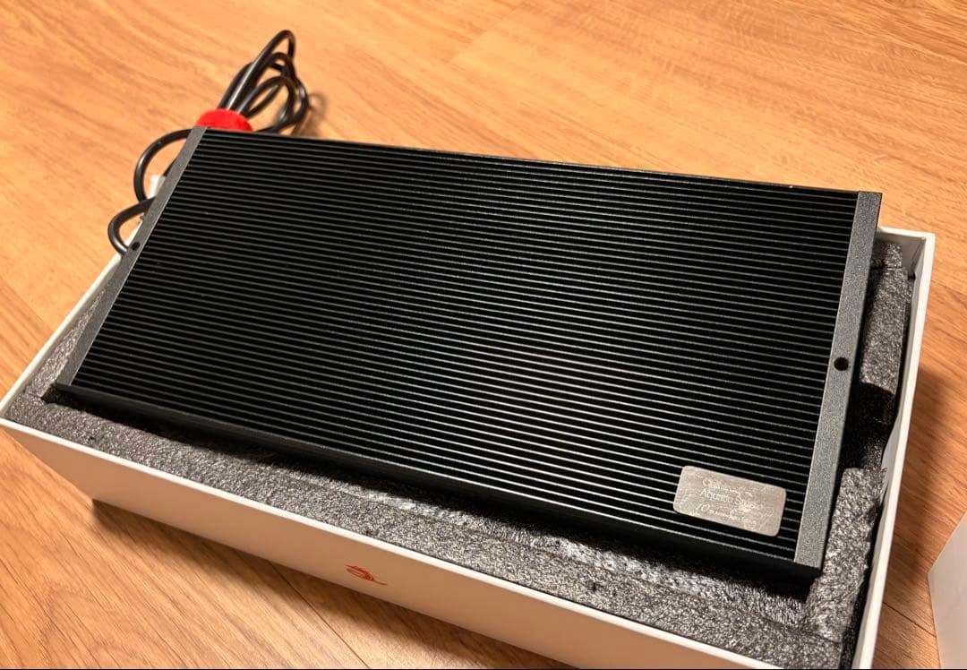 Chihiros WRGB II 30 10周年モデル シェード・吊り下げ金具