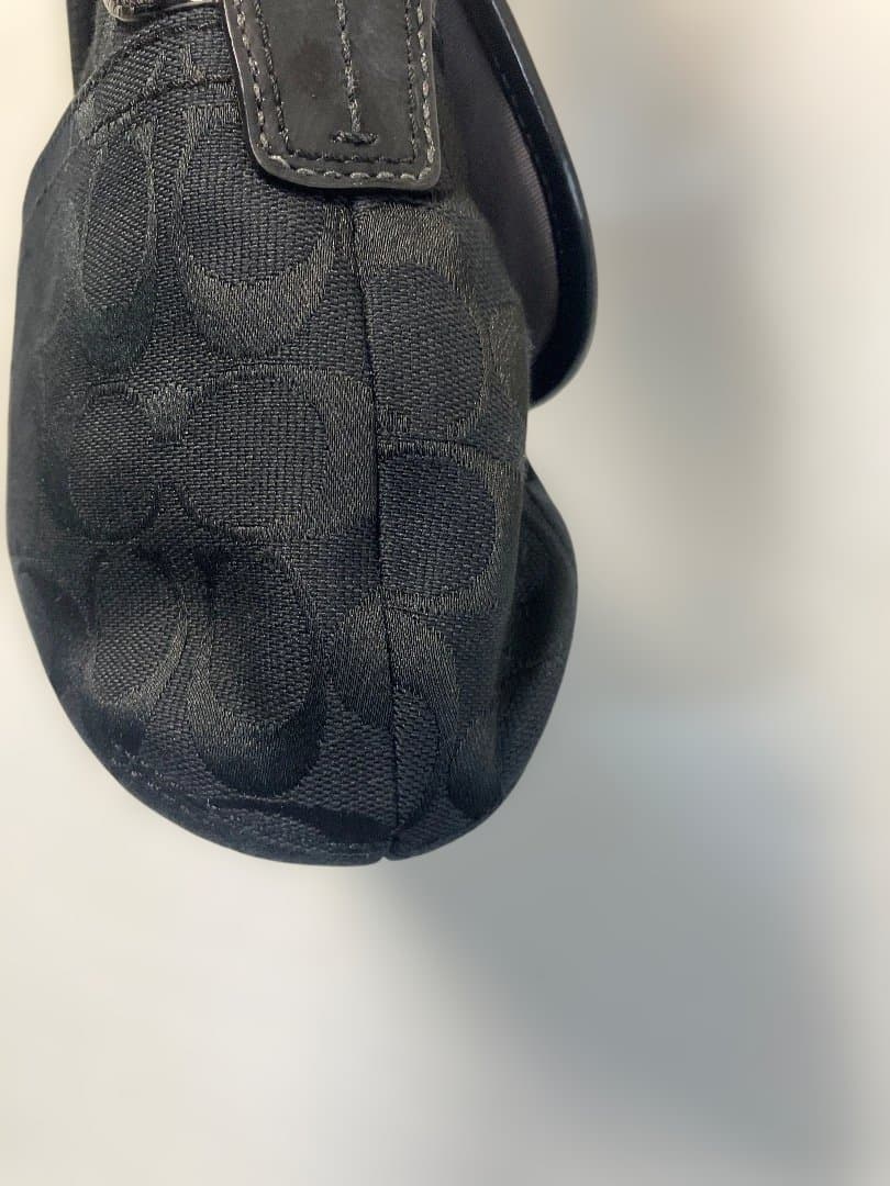 コーチ ショルダーバッグ　ハンドバッグ　シグネチャー F13738