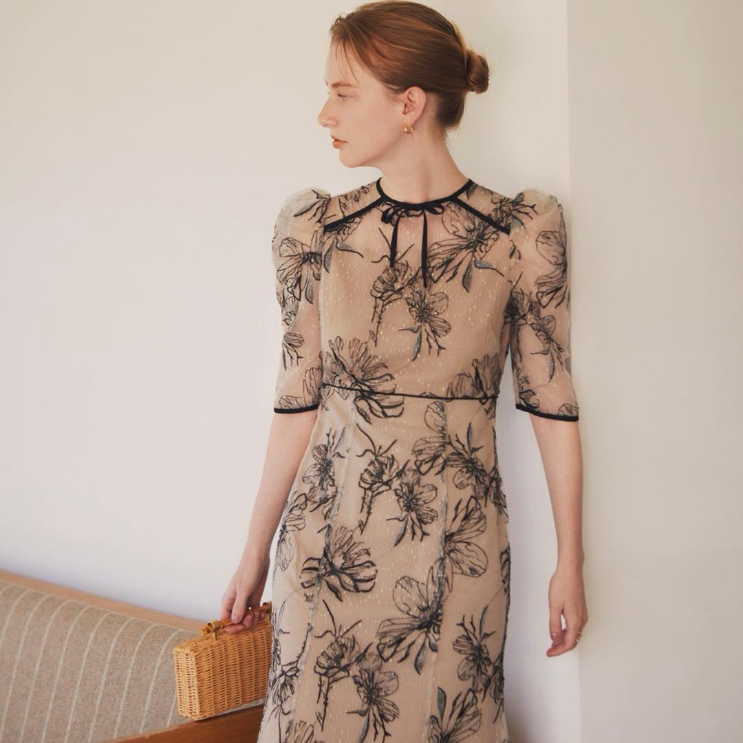 ⭐︎LEJA 花柄パフスリーブマーメイドドレス S